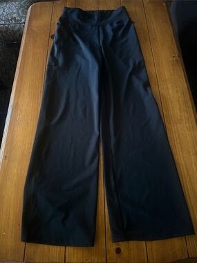 POP Fit Black Wide-Leg Leggings